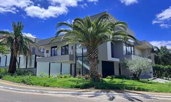 Imagem 7: SOBRADO À VENDA NO JARDINS LISBOA LOTE DE ESQUINA, EM FRENTE À MATA