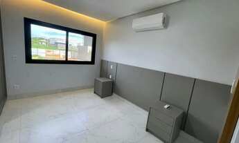 Imagem 5: Sobrado para aluguel com 263 metros quadrados com 4 quartos em Jardins Capri - Senador Can