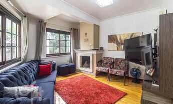 Imagem 2: Casa à venda em Santo Antônio com 256 m², 4 quartos, 1 suíte, 3 vagas