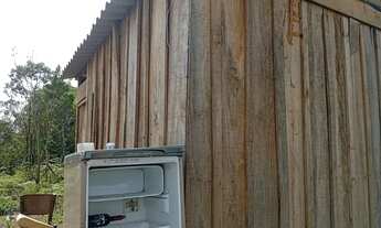 Imagem 7: Terreno com luz e Internet e água a 300 mts da represa