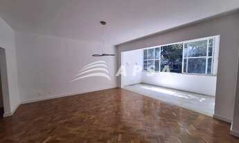 Imagem 3: IMAGINE VIVER A POUCOS PASSOS DO MAR, EM UM AMPLO APARTAMENTO DE 250M² NA ICÔNICA RUA XAVI