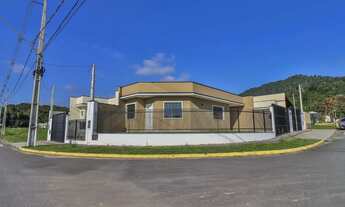 Imagem 2: Casa dos Sonhos em Timbó: Luxo e Conforto!