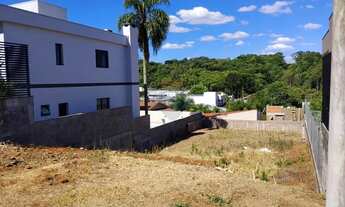 Imagem: Terreno Amplo à Venda Bairro José Bonifácio