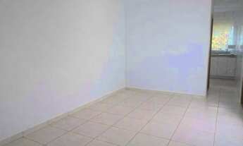 Imagem 3: Casa com 2 quartos e amplo quintal no Morada do Sol