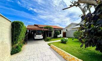 Imagem 2: Vende-se Casa Mista com Piscina e Área de Lazer Completa