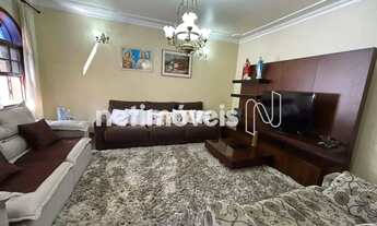 Imagem 6: Oportunidade imperdível no Nova Floresta Casa ampla com excelente potencial!