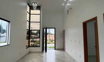 Imagem 2: Casa com piscina no Porto Marina