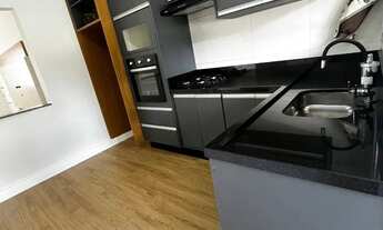 Imagem 5: Apartamento Vila Bianchi, 2 quartos, 1 banheiro, cozinha planejada, com forno e Cooktop