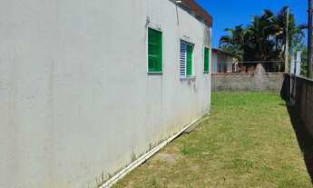 Imagem 2: Uma casa na ilha comprida