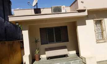 Imagem: Casa em Rua Antônio Teixeira - Serpa