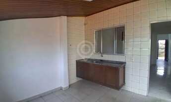 Imagem 5: Casa de rua : / Residencial / Jardim Lúcia