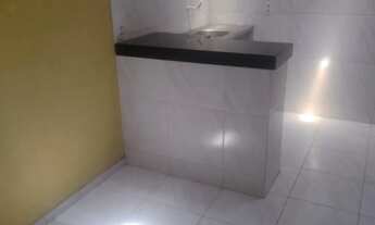 Imagem 2: Alugo bons Kit Nets na Rua Eusébio de Queiroz no bairro Montese