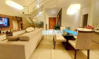 Imagem 3: Extraordinária casa no Portal dos Ipes - Lago de carpas na sala e 3 Suítes