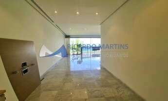 Imagem 4: Imóvel para venda tem 334 metros quadrados com 4 quartos