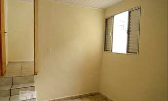 Imagem 6: Casa para Aluguel - Jardim Santa Adelia, 2 Quartos, 45 m2