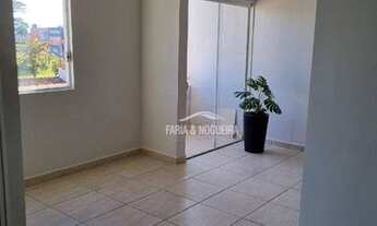 Imagem 2: Apartamento Santa Helena com 2 dormitórios à venda, 60 m² por R$ 185.000 - Jardim Mirasso