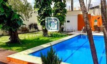 Imagem 7: Casa com 04 suites,01dependência de empregada, lavabo e piscina!,01 cozinha