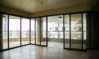 Imagem 4: Apartamento para Aluguel - Panamby, 4 Quartos, 220 m2