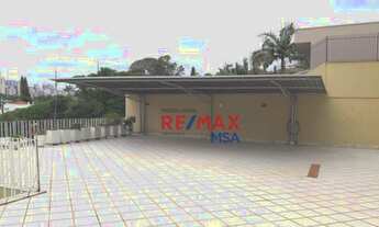 Imagem 4: Casa á locação no Pacaembu, com 720,0 m² de terreno, 4 suítes , quintal, edículas e 10 vag