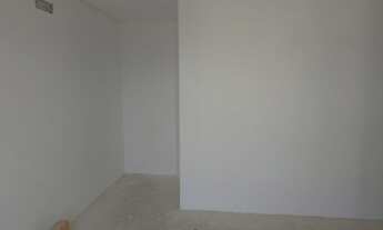 Imagem 7: Triplex com 114m²; Frente Para a Rua - Bairro Guaira - Curitiba/PR