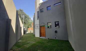 Imagem 3: Casa para venda tem 125 metros quadrados com 3 quartos em Lourdes - Juiz de Fora - MG