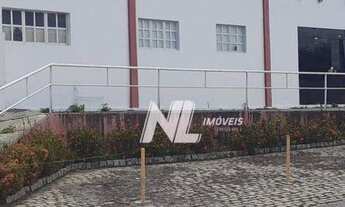 Imagem 4: Prédio comercial em Capim Macio, com 800m² de área total