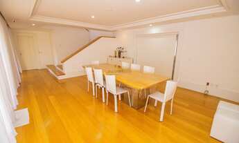 Imagem 2: CASA em CURITIBA - PR, no bairro Guabirotuba