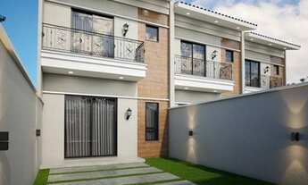 Imagem 5: Sobrado para venda tem 99 metros quadrados com 2 quartos em Itacolomi - Balneário Piçarras