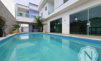 Imagem 1: Sobrado com piscina à venda no Santa Júlia - Itanhaém SP