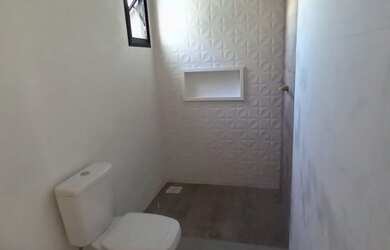 Imagem 3: Sobrado para venda tem 170 metros quadrados com 3 quartos em Areias de Palhocinha - Garopa