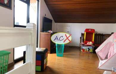 Imagem 7: Sobrado com 3 dormitórios à venda, 233 m² por R$ 738.000,00 - Água Verde - Curitiba/PR