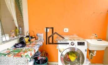 Imagem 7: Casa com 3 dormitórios (2 suítes) 4 vagas e quintal. Aproximadamente 15 minutos do centro