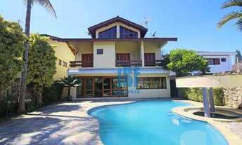 Imagem 2: Sobrado com 5 dormitórios, sendo 5 suites e 8 vagas de garagemà venda, 480 m² por R$ 2.190