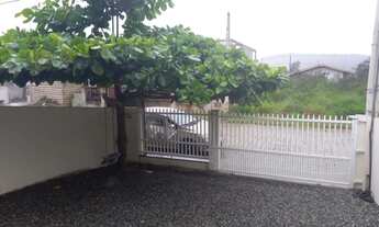 Imagem 3: Casa Semi Mobiliada com piscina com 2 dormitórios em Penha 1 - SC