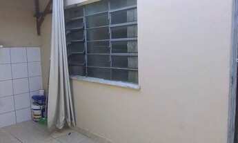 Imagem 2: Casa Térrea Fundos com 1 dormitório, 1 sala, quintal, ambientes amplos para alugar, 80 m²