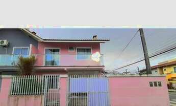 Imagem 4: Sobrado de esquina no Centro de Camboriú-2 suites-2 vagas -jardins