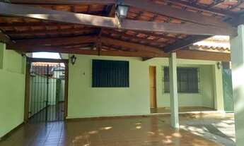 Imagem: Casa para aluguel e venda possui 250 metros