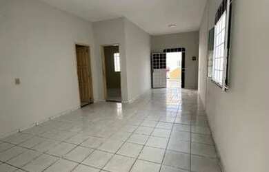 Imagem 5: Casa em Flores ( Parque das Nações )| 2 quartos | quintal | a Vista