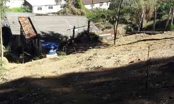 Imagem 3: Vendo terreno em aclive