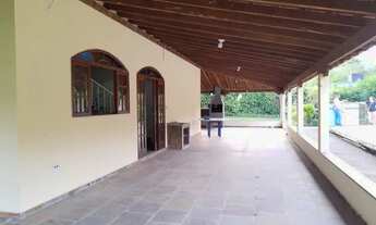 Imagem 4: Casa tipo granja com terreno de 2.000 m 2