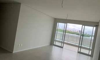 Imagem 2: Apartamento para venda possui 178 metros quadrados com 4 quartos em Ponta D'Areia - S