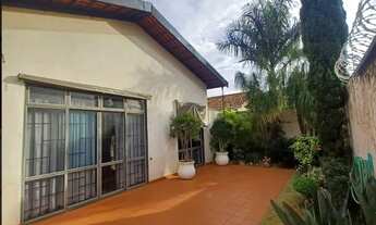 Imagem: Casa a venda no bairro Saboeiro