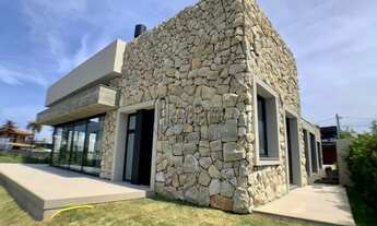 Imagem 3: CASA COM QUATRO DORMITÓRIOS NO CONDOMÍONIO CELEBRATION EM XANGRI-LÁ. REF: *75