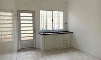 Imagem 7: Casa Térrea à venda com 100m², 2 quartos e 2 vagas, Rua tranquila e acesso ao Metrô e Hosp