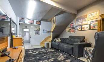 Imagem: Sobrado 2 dormitórios, sala, cozinha, branheiro