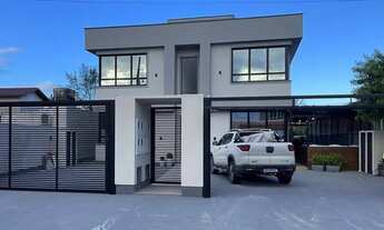 Imagem: Apartamento na Pinheira com 3 quartos sendo