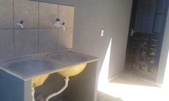 Imagem 3: Troco casa recém construída por chácara na beira do rio