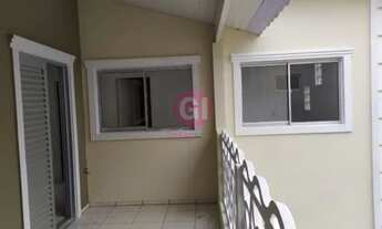 Imagem 6: Sobrado para aluguel tem 250 metros quadrados com 3 quartos