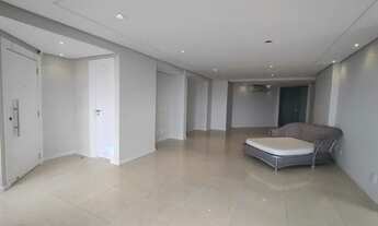 Imagem 5: VENDO/ALUGO Cobertura. Cond Varandas. com 230m2, 3 suites, sala pra 3 ambientes e 3 vagas