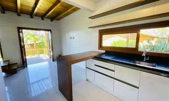 Imagem 2: Belo imóvel à venda com 110m2, a caminho da Praia da Barra de Ibiraquera, com 2 casas no e